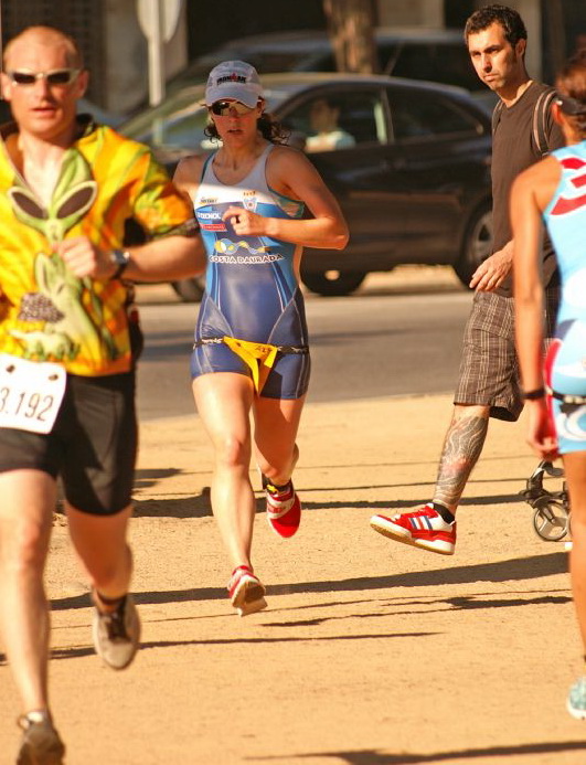 265_22trisfg_millorfemina